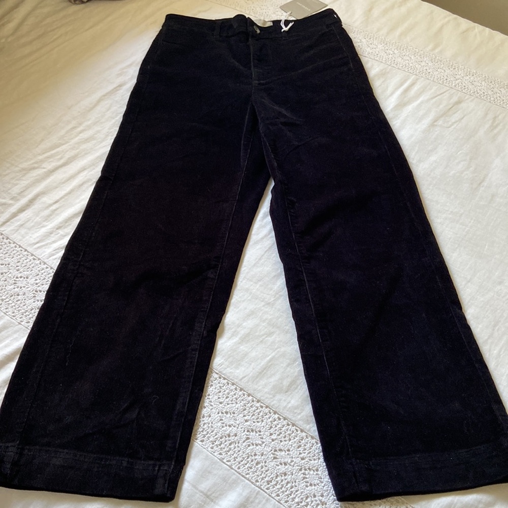 Everlane The Corduroy Wide-Leg Pant - Picture 12 of 13